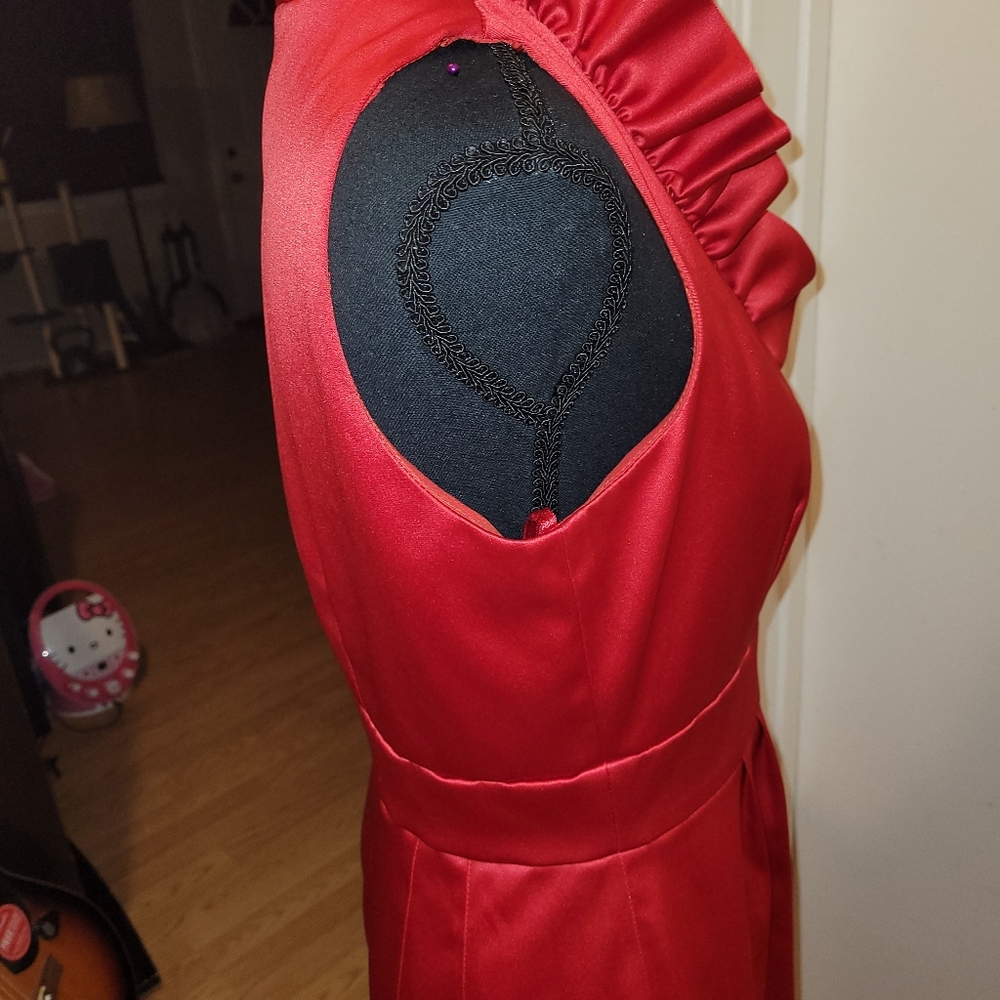 Just... Taylor red dress size 4 - Picture 5 of 7
